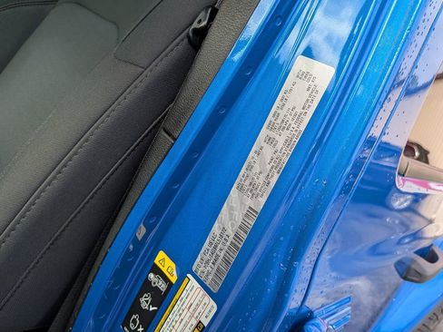 Used 2021 Jeep Gladiator Willys image 30