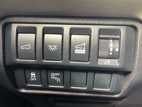 Used 2021 Subaru Ascent Touring w/ Popular Package #2A image 10