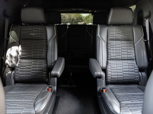 Used 2026 Cadillac Escalade Platinum Sport AWD/4WD image 29