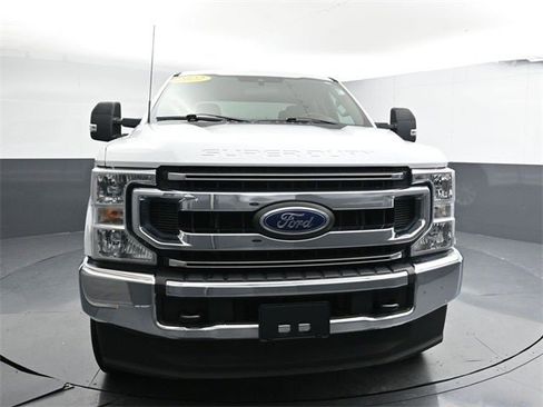 Used 2022 Ford F250 XLT w/ Snow Plow Prep Package image 5
