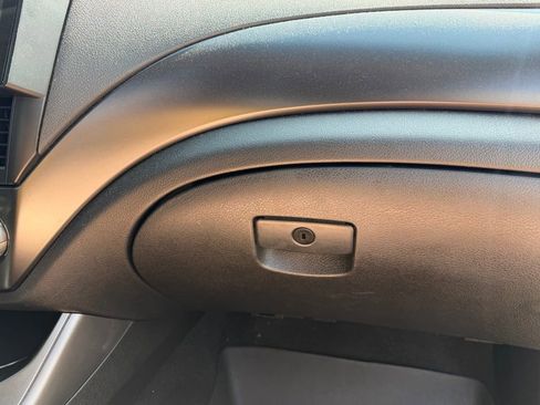 Used 2013 Subaru Impreza WRX Hatchback image 21