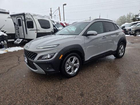Used 2023 Hyundai Kona SEL w/ Convenience Package AWD/4WD image 4