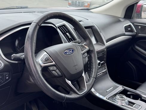 Certified 2019 Ford Edge Titanium w/ Equipment Group 301A image 8