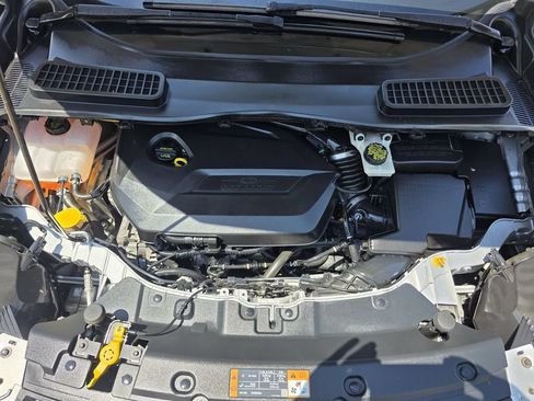 Used 2014 Ford Escape SE w/ Equipment Group 201A FWD image 36