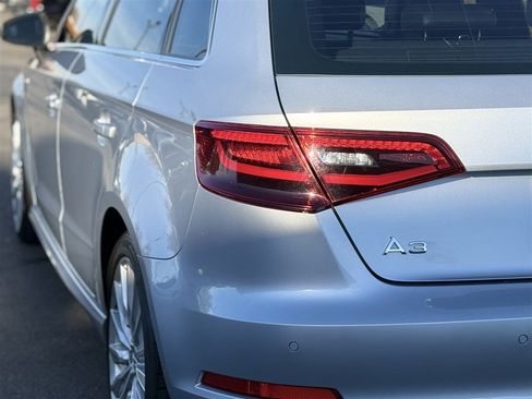 Used 2016 Audi A3 e-tron Premium Plus w/ Premium Plus Package image 14