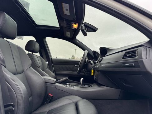 Used 2011 BMW M3 Sedan image 22