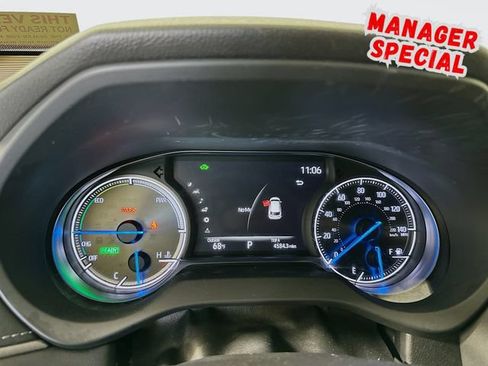 Used 2022 Toyota Venza Limited w/ Advanced Technology Package AWD/4WD image 14