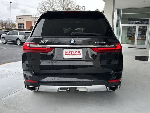 Used 2022 BMW X7 xDrive40i w/ Parking Assistance Package image 4