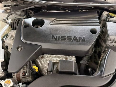 Used 2018 Nissan Altima 2.5 SL FWD image 29