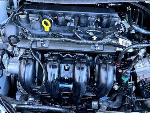 Used 2016 Ford Transit Connect XLT image 30