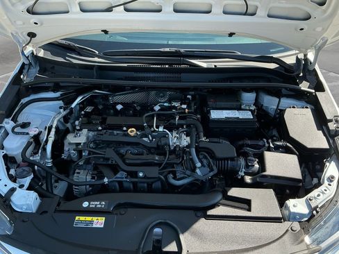 Used 2023 Toyota Corolla SE w/ Carpet Mat Package (TMS) FWD image 18