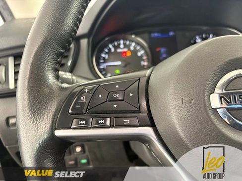 Used 2020 Nissan Rogue SV AWD/4WD image 15