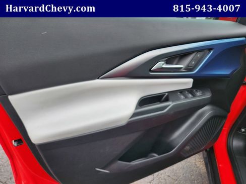 Used 2024 Chevrolet Equinox EV LT image 31