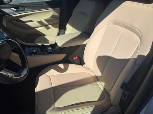 New 2025 Jeep Grand Cherokee Limited w/ Luxury Tech Group II image 13