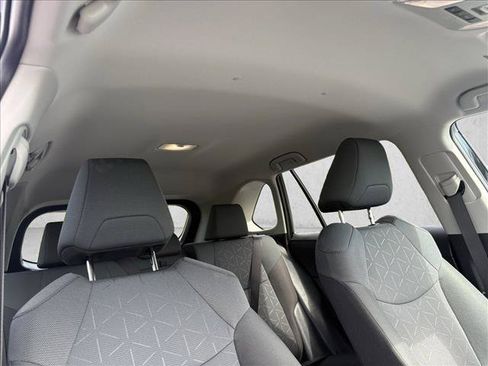 Certified 2025 Toyota RAV4 XLE FWD image 25