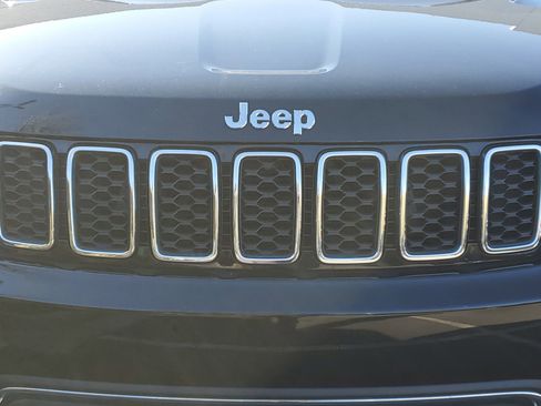 Used 2020 Jeep Grand Cherokee Limited w/ Trailer Tow Group IV image 4