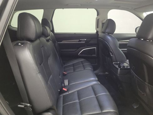Used 2020 Kia Telluride EX FWD image 19