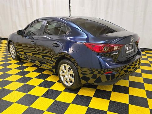 Used 2015 MAZDA MAZDA3 i Sport image 5