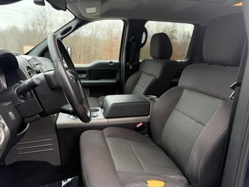 Used 2005 Ford F150 FX4 image 2