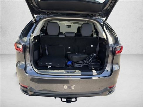 Used 2024 MAZDA CX-90 Plug-In Hybrid w/ Preferred AWD/4WD image 18