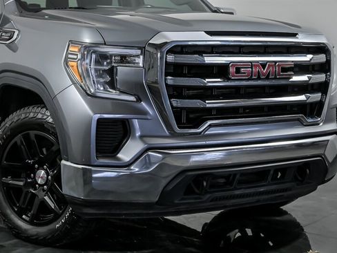 Used 2020 GMC Sierra 1500 SLE w/ X31 Off-Road Package image 2