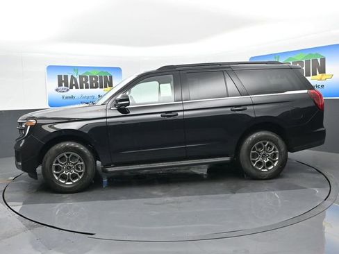 New 2026 Ford Expedition Active RWD image 2