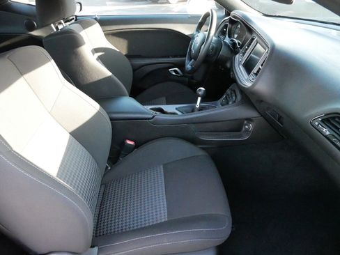 Used 2023 Dodge Challenger R/T w/ T/A Package image 11