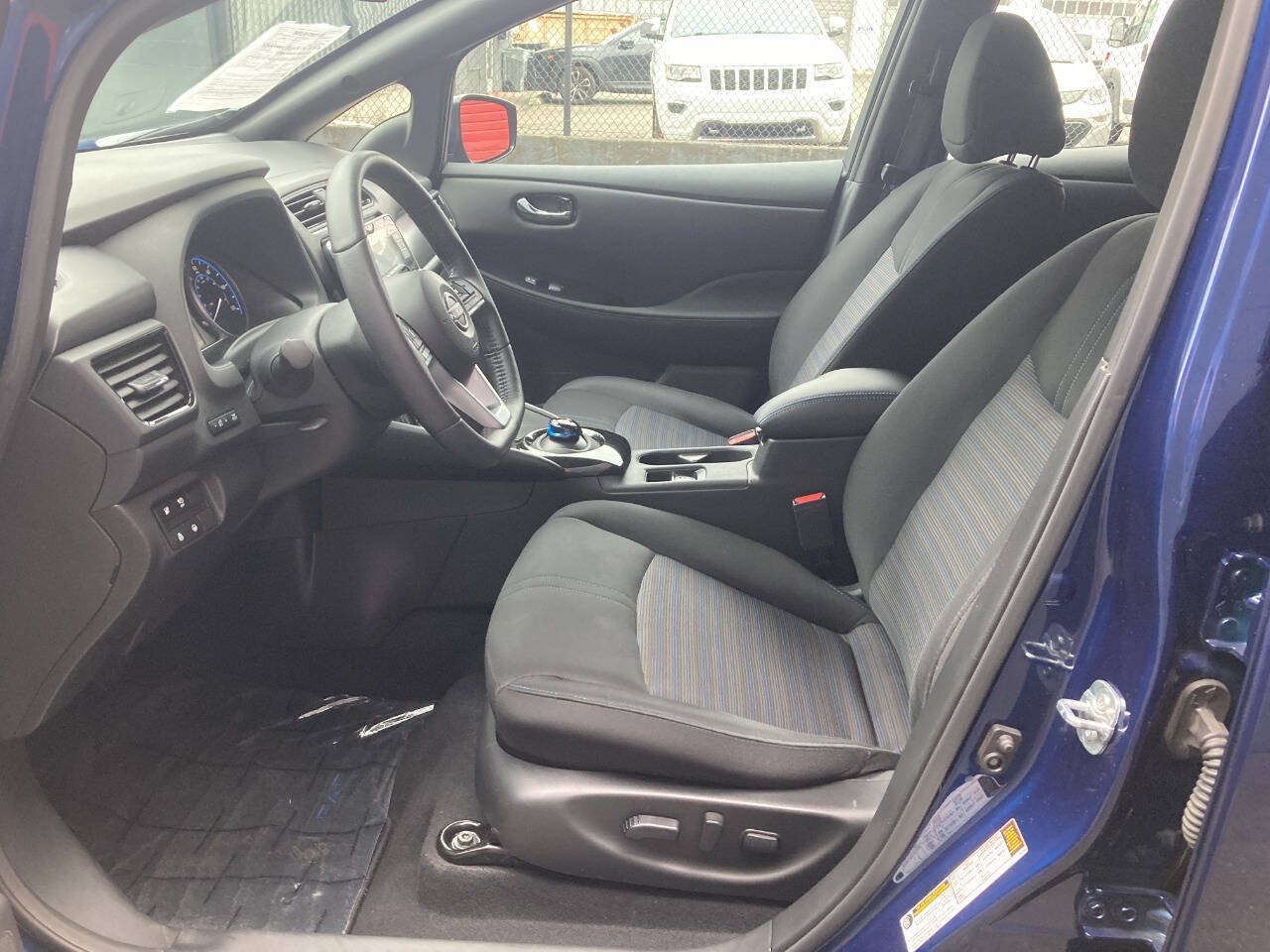 Used 2024 Nissan Leaf SV Plus FWD image 9