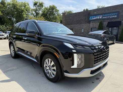 Used 2023 Hyundai Palisade SEL FWD image 3