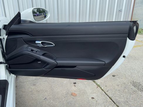 Used 2024 Porsche 718 Boxster image 35