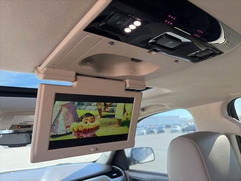 Used 2018 GMC Yukon XL SLT w/ Open Road Package image 13