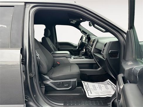 Used 2019 Ford F150 XLT w/ Equipment Group 302A Luxury image 15