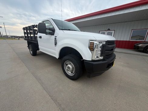 Used 2019 Ford F350 XL AWD/4WD image 2