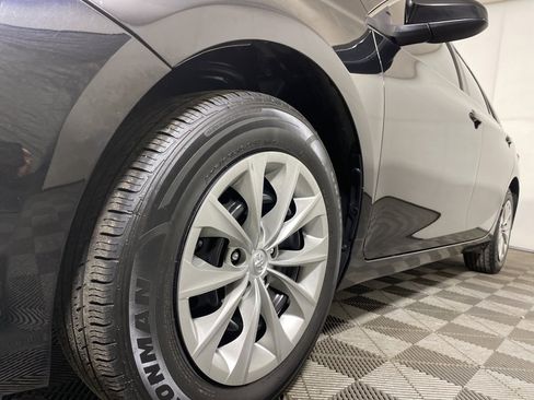 Used 2017 Toyota Camry LE image 26