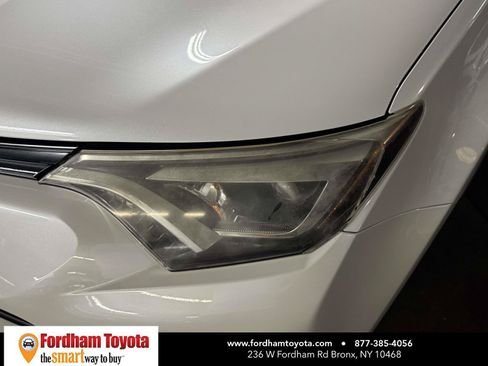 Used 2018 Toyota RAV4 Limited w/ Advanced Technology Package FWD image 8