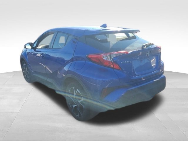 Used 2018 Toyota C-HR XLE FWD image 5