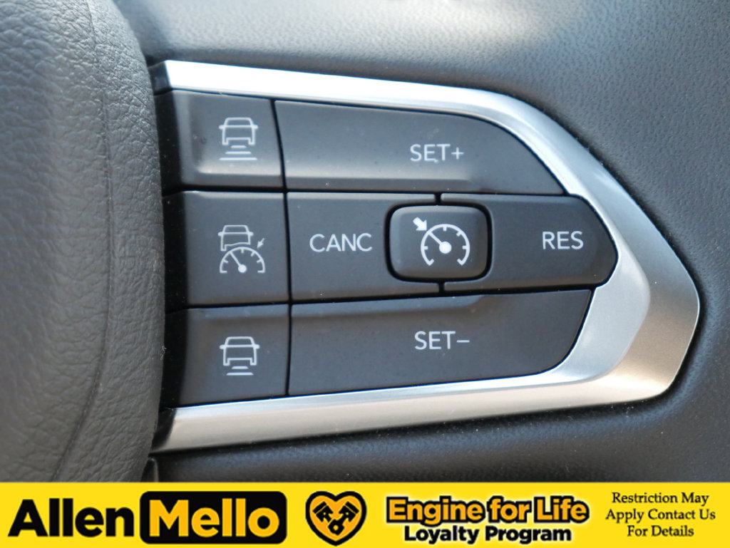Used 2026 Jeep Compass Limited AWD/4WD image 27