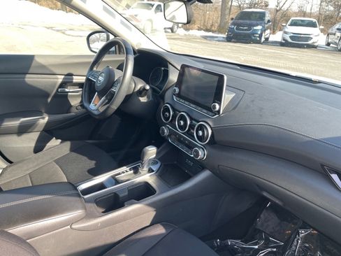 Used 2023 Nissan Sentra SV image 19
