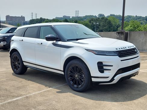 New 2025 Land Rover Range Rover Evoque Dynamic SE image 10