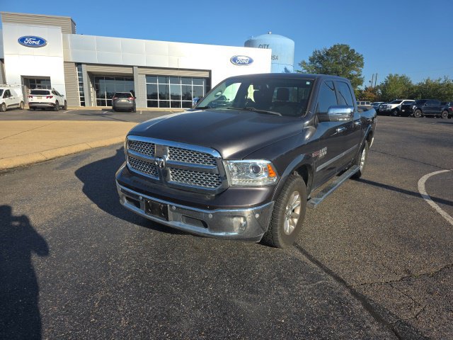 Used 2018 RAM 1500 Laramie w/ Convenience Group AWD/4WD image 7