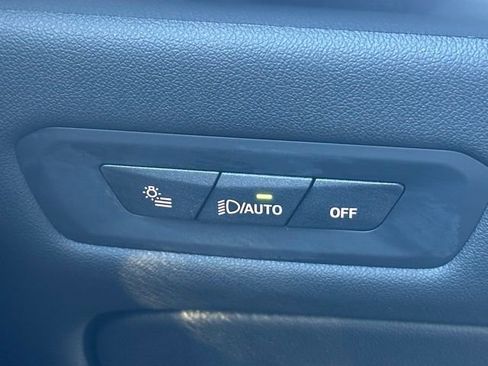 Used 2025 BMW X5 M60i w/ Executive Package image 22