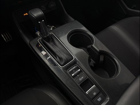 Used 2023 Honda Civic Sport image 32