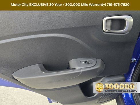 New 2025 Hyundai Venue SE image 25