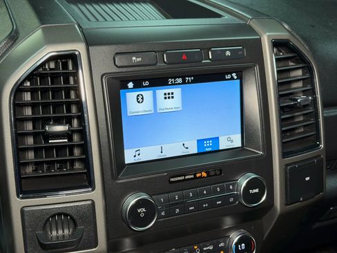 Used 2019 Ford Expedition Max XLT image 41