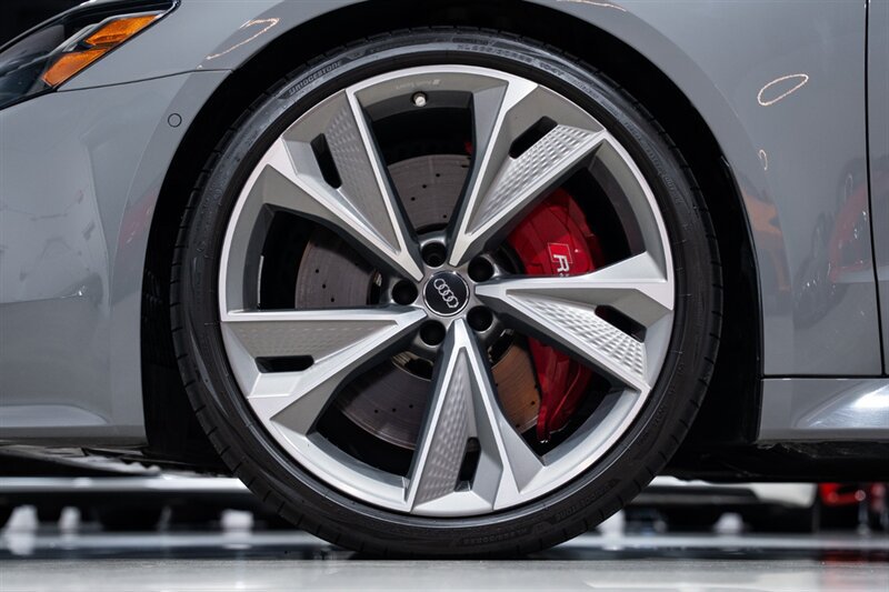 Used 2021 Audi RS 7 Sportback w/ Black Optic Package AWD/4WD image 11