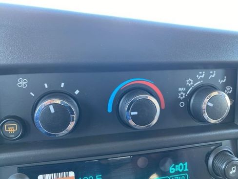 New 2026 Chevrolet Express 2500 RWD image 19