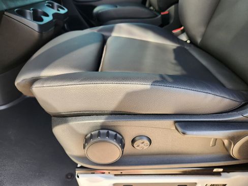 New 2024 Mercedes-Benz eSprinter 170 Cargo image 25