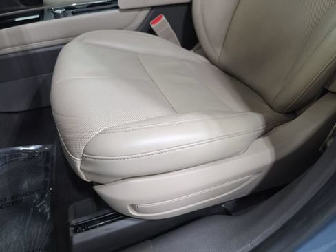 Certified 2024 Lincoln Corsair Reserve AWD/4WD image 26