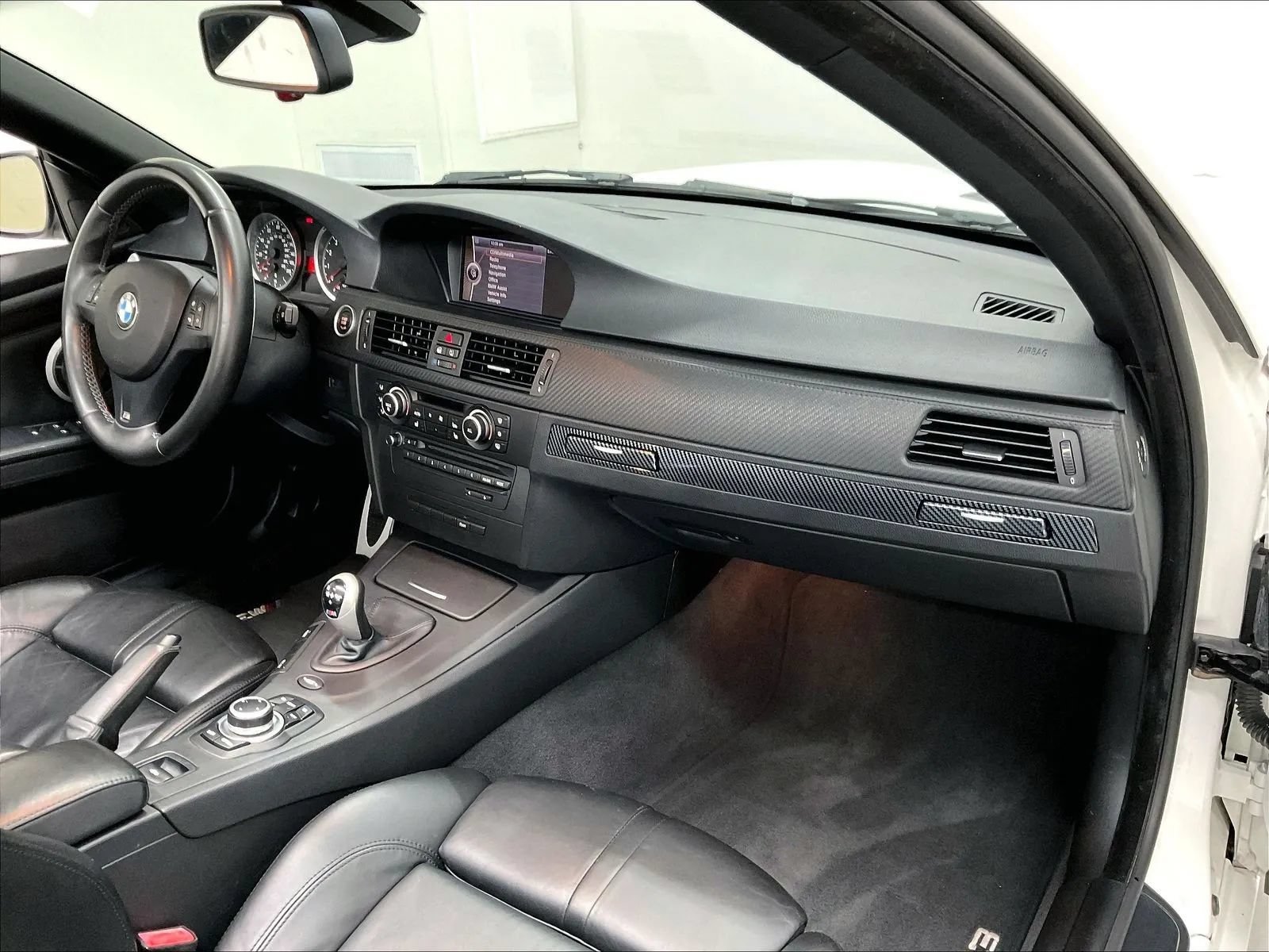 Used 2011 BMW M3 Convertible RWD image 11