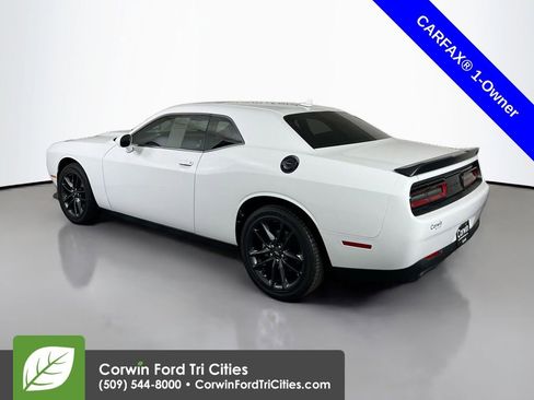 Used 2022 Dodge Challenger GT w/ Plus Package image 10